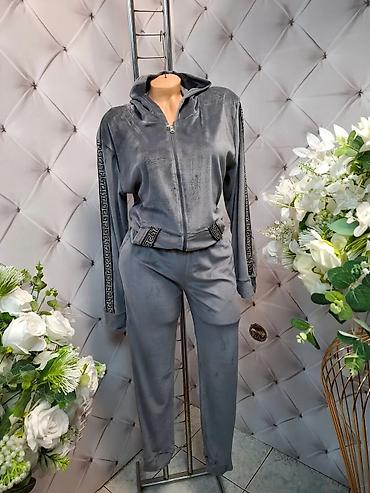 Gornji i donji deo: ❤️❤️ plisani kompleti 2500.velicina M/L i XL/XXL❤️❤️ — 1