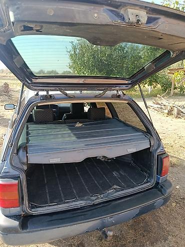 Volkswagen Passat Variant: 1995 г., 1.8 л, Механика, Бензин, Универсал