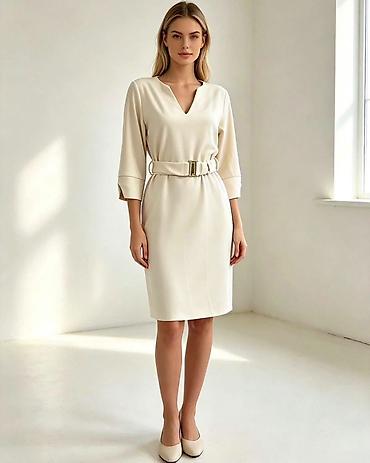 pull and bear sorcevi: Elegantna ženska haljina sa pojasom

Haljina: 2000 dinara
S M L — 3