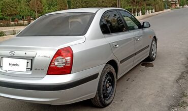 Транспорт: Hyundai Elantra: 2004 г., 1.6 л, Механика, Бензин, Седан