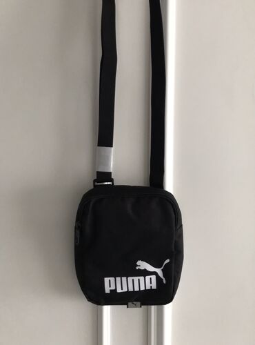 Продается оригинальная барсетка от бренда Puma 🇺🇸 новая цена-1800