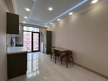 1 otaql: Dərnəgül və Azadlıq metrosuna yaxın, “West Town” yaşayış kompleksinə — 2