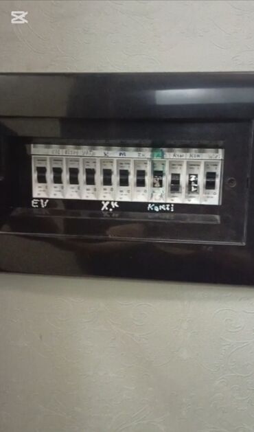 Sifarişlə qonaq dəstləri: Mənzilin interyer dizaynı və hazır dekor konstruksiyaları - Zal və — 24