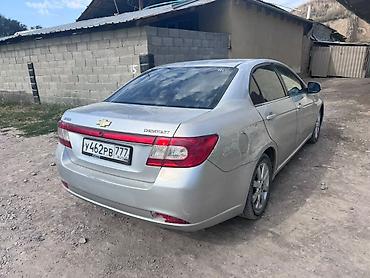Транспорт: Chevrolet Epica: 2010 г., Механика, Седан — 4