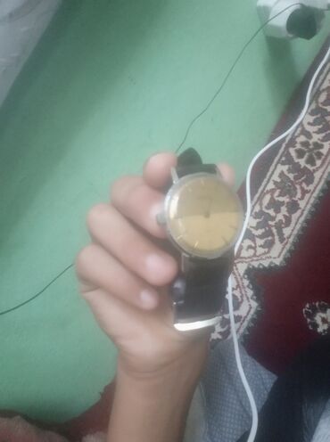 qizil qol saati: Б/у, Наручные часы, Cartier, цвет - Серебристый