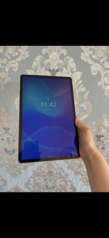Planşetlər: Lenovo, 11,5", 128 GB
