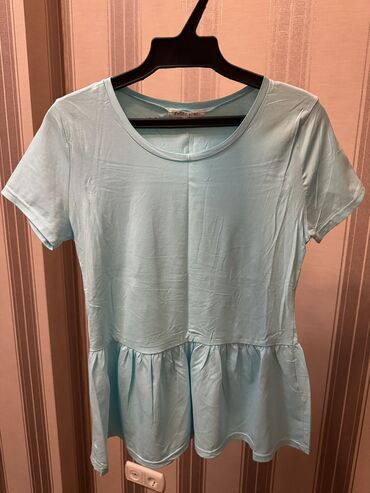 Футболки: Футболка, Новый, S (EU 36) at lalafo.kg Футболки: Футболка, Новый, S (EU 36)