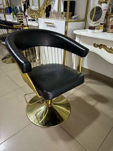 Salon, tibbi mebel dəsti: Premium salon mebeli və avadanlıqları komplekti Tərkib: - Pedikür — 13