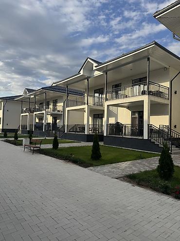 комната токмок: Сдается двух комнатная квартира на втором этаже с большой террасой в — 4