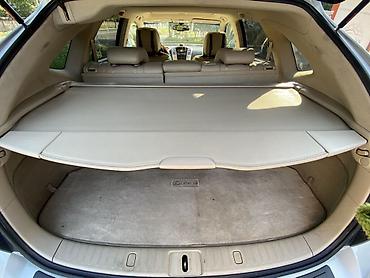 Куплю шторку багажника Lexus Rx 330-350 Бежевого цвета! за 3500! 2
