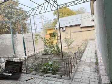 продажа готовых домов из клееного бруса: 80 м², 4 комнаты, Подвал, погреб, Забор, огорожен