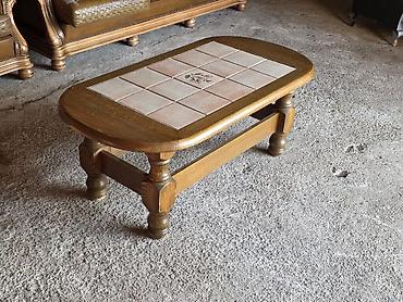 Stilski klub stolovi: Drveni klub sto sa keramičkim pločicama - Materijal: masivno drvo — 2