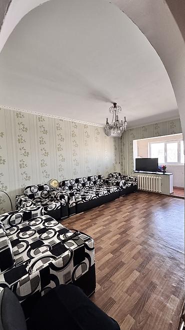 Продажа квартир: 3 комнаты, 60 м² — 1