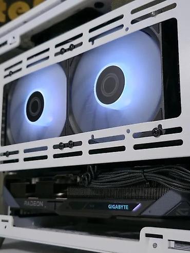 Desktop računari i radne stanice: Ryzen 7 9800X3D RX 9070 B850i 64GB 2TB - SM120PC. ✨ Prodaja i — 16