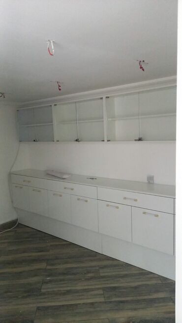 Digər salon, tibbi mebel: Kod 96 12 *ofis, abyektaptek salon vitrini satilir bir yerdə 500