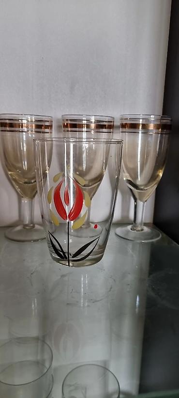 Детские ходунки: Декор Много всего разного от книг до комнатных растений Посуда бутыль at lalafo.kg — 24 Детские ходунки: Декор Много всего разного от книг до комнатных растений Посуда бутыль — 24