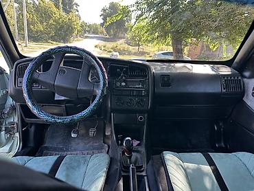 обшивка бмв е34: Volkswagen Passat: 1990 г., Механика, Универсал — 9