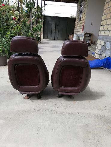 masın 07: Avtomobil salonu üçün komplekt: iki ön oturacaq və sükan.cip — 4