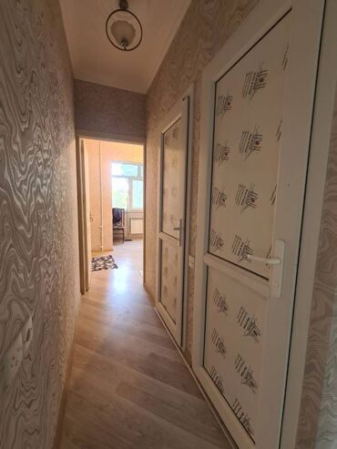 Köhnə tikili: Bakı, 3 otaqlı, Köhnə tikili, m. Xalqlar Dostluğu, 82 kv. m — 12