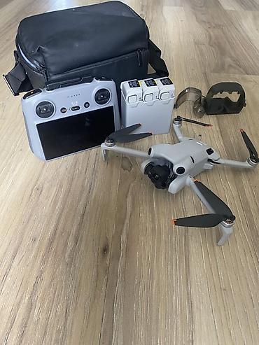 Квадрокоптер DJI Mini 4 Pro Fly More Combo с пультом DJI RC2 Обмена