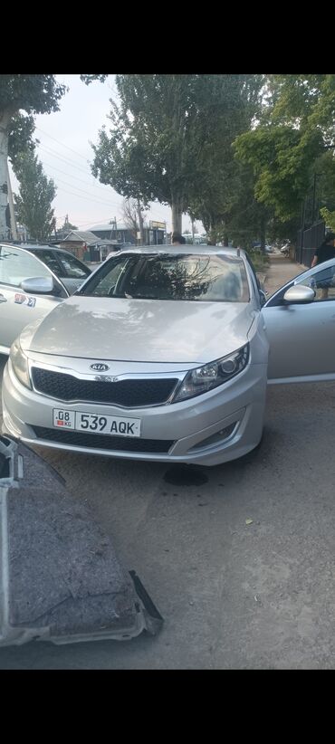 бак от даф: Kia Optima: 2011 г., Автомат, Седан