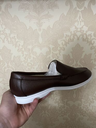 лоро пиано обувь женская летняя: Мужские туфли, 45, Новый, цвет - Коричневый, Самовывоз, Платная доставка