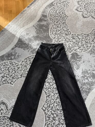 подарки для женщины на день рождения интересные: ZARA qara geniş kəsimli cins salvar - Model: wide-leg / palazzo