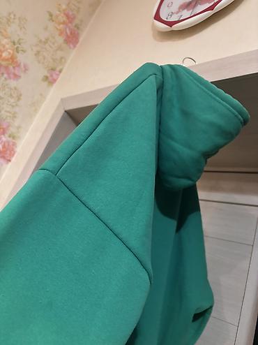 ketan paltar: Oversize yun kofta içi yundu. Ölçü 48-50-52. 2-3 df geynilib təzədi — 2