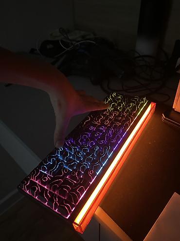 komputer pultu: Nacodex NK68 klaviaturası qırmızı switch qabagında rgb işiqları var — 5
