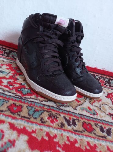 nike кроссовки женские: Оригинал обувь осень весна 39 размер