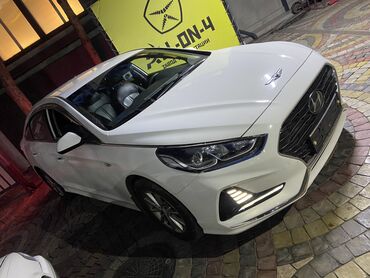 срочно продать машину: Hyundai Sonata: 2019 г., 2 л, Автомат, Газ, Седан