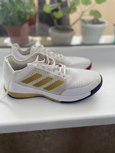 кроссовки сетка: Мужские кроссовки, 43, Adidas Originals, Б/у, цвет - Золотой, Самовывоз, Платная доставка