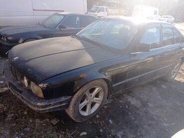 BMW: BMW 5 series: 1992 г., 2 л, Механика, Бензин, Седан