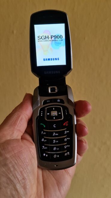 Samsung: Samsung P900, bоја - Siva, Na preklapanje — 1