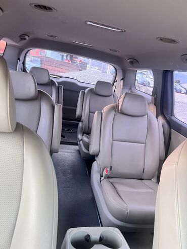 Kia: Kia Carnival: 2018 г., 2.2 л, Автомат, Дизель, Минивэн — 6