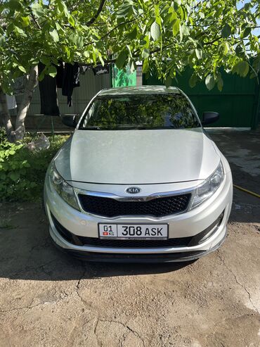Kia: Kia K5: 2010 г., 2 л, Типтроник, Газ