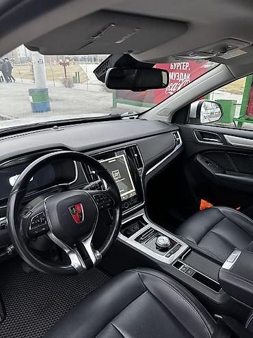 Roewe: Roewe ERX5: 2018 г., 0.1 л, Автомат, Электромобиль, Внедорожник — 6