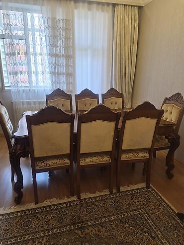 ustol ustul: Klassik üslubda dəst mebellər – qonaq otağı üçün komplekt Tərkibi: - — 3