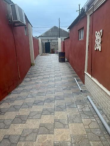 vila: Həyət evi – Həyət evi 1.8 sotda maşın girən həyəti.3 otaqlı.Sabunçu — 1