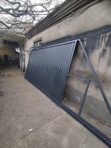 Распашные ворота: Металлические ворота с декоративными панелями .Ферма и навесом любой — 7