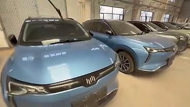 Другие автомобили: Представляем современный кроссовер темно-зеленого цвета. Автомобиль — 11