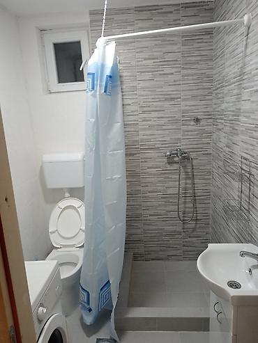 Dugoročno: Izdajem stanove za radnike u Dobanovcima,Surcin.
Cena 100e — 14