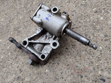 Auto delovi: Puž (glava) volana Lada 21213,21214 Niva br.1. Polovno, očuvano — 9