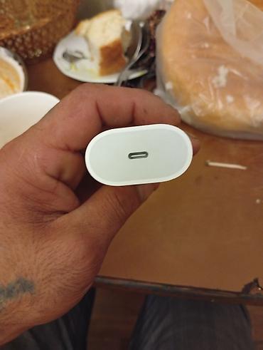 Məhsul: Apple USB‑C divar adaptoru (EU 2-pin) Xüsusiyyətlər: - USB‑C