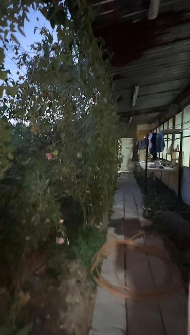 Продажа коттеджей и домов: 4 комнаты, 134 м², 4 соток, Бишкек, Ак-Ордо 3 ж/м Агентство недвижимости — 17