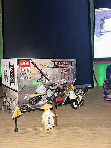LEGO tipli konstruktor dəstləri: 🟢 Famous Car World – Klassik Muscle Car 🏁 Əfsanəvi klassik — 13