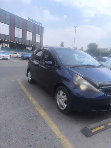 каропка пассат б4: Honda Fit: 2002 г., 1.3 л, Автоматтык, Бензин, Хетчбек