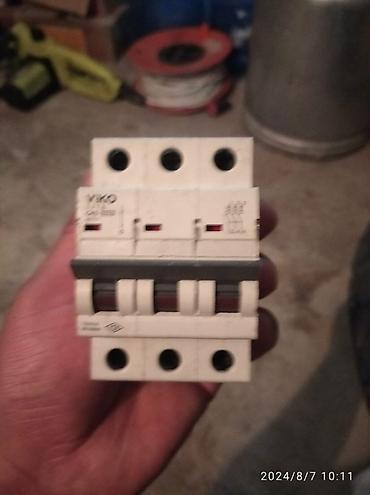 elektrik mişarı satılır: Legrand Elektrik avtomat, 3 faza, 380 Vt, Ödənişli quraşdırma, Kredit yoxdur, Zəmanətsiz, Ünvandan götürmə — 4