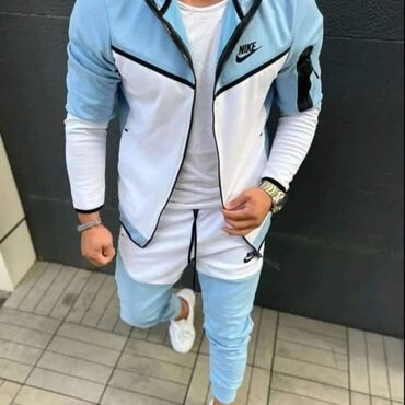 Trenerke: Veličine
od S do 2XL
Cena 4400 din na lalafo.rs — 2 Trenerke: Veličine
od S do 2XL
Cena 4400 din — 2