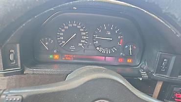 классика мото: BMW 5 series: 1989 г., 3.4 л, Механика, Бензин, Седан — 8